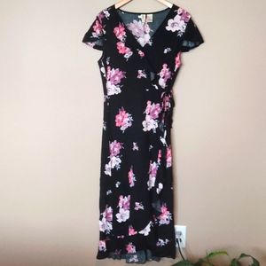 Mimi Chica Large Black Floral Wraparound Dress
